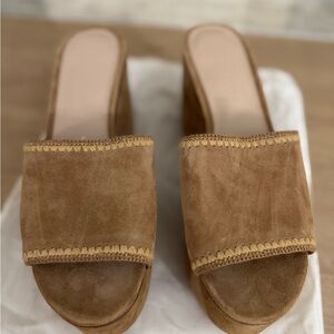 Veronica Beard Tan Suede Clogs